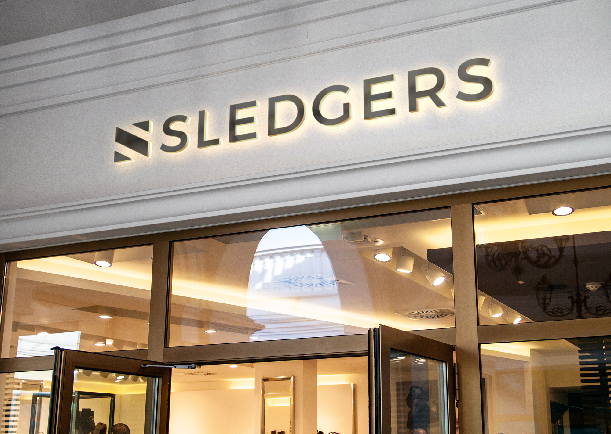 Sledgers Store Front